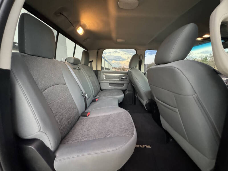 2016 RAM 1500 Big Horn