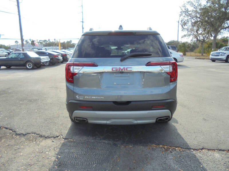 2020 GMC Acadia SLT