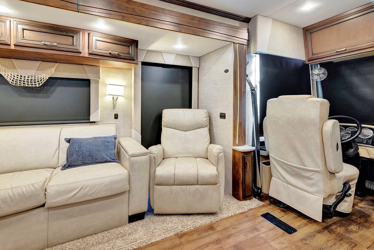 2018 Newmar Ventana for sale at Get Away RV Sales in Templeton, CA