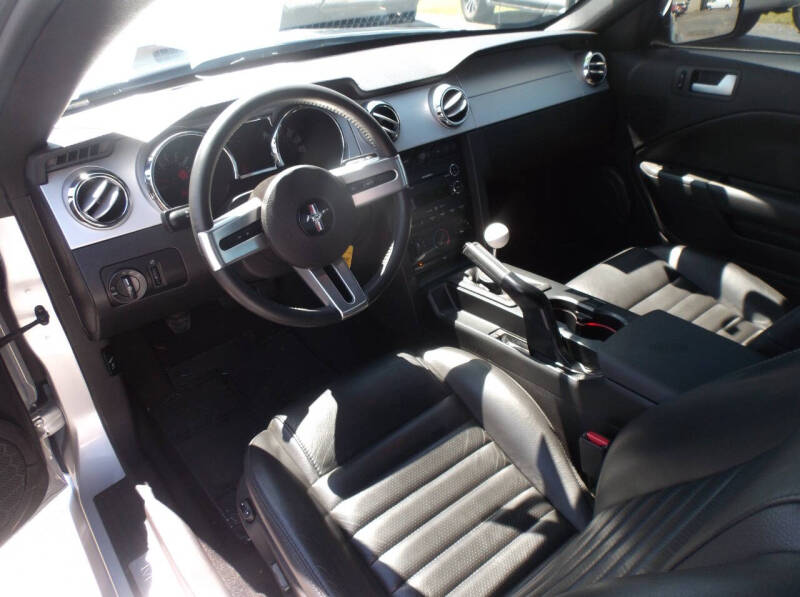 2009 Ford Mustang GT Deluxe