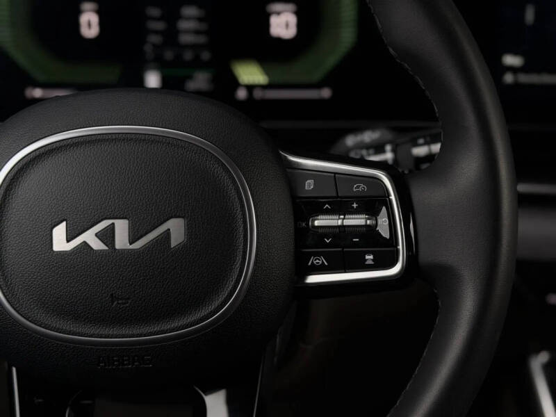 2025 Kia Carnival EX