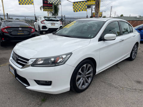 2015 Honda Accord for sale at JR'S AUTO SALES in Pacoima CA