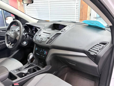 2017 Ford Escape S