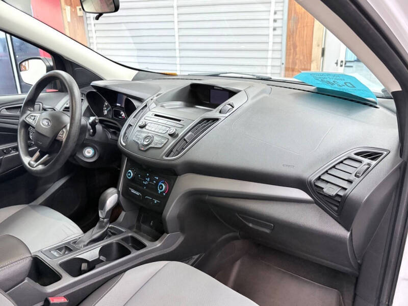 2017 Ford Escape S