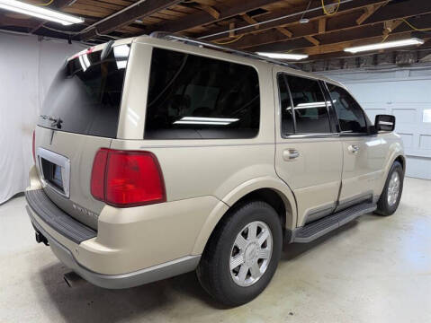 2004 Lincoln Navigator Luxury