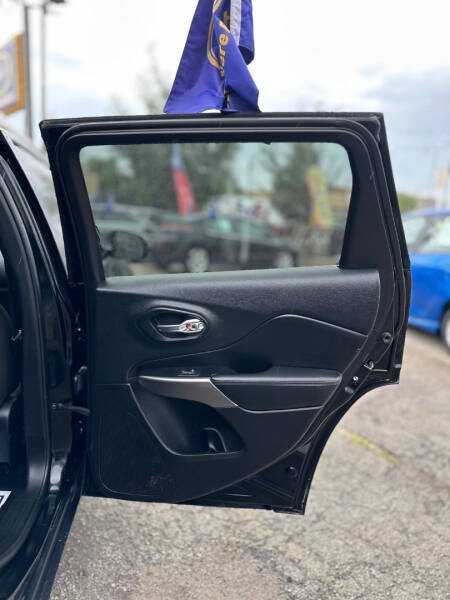 2019 Jeep Cherokee Latitude