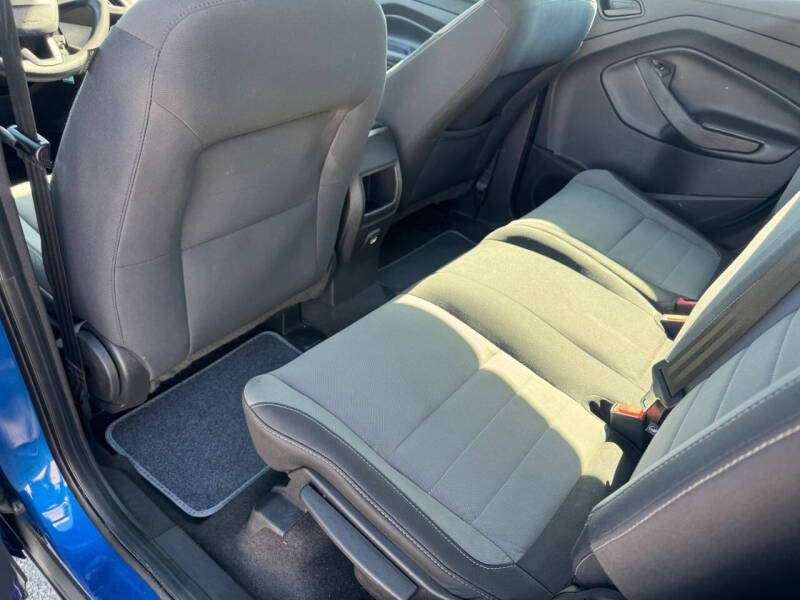 2019 Ford Escape S
