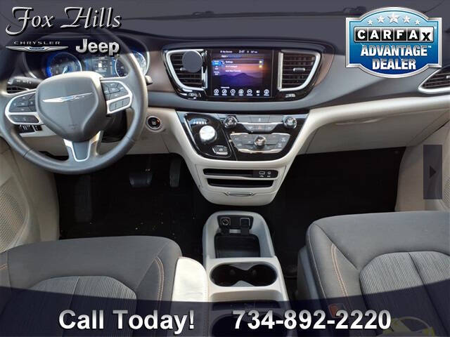 2017 Chrysler Pacifica Touring