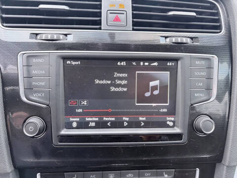 2017 Volkswagen Golf GTI S