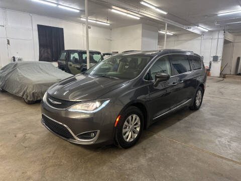 2019 Chrysler Pacifica Touring L
