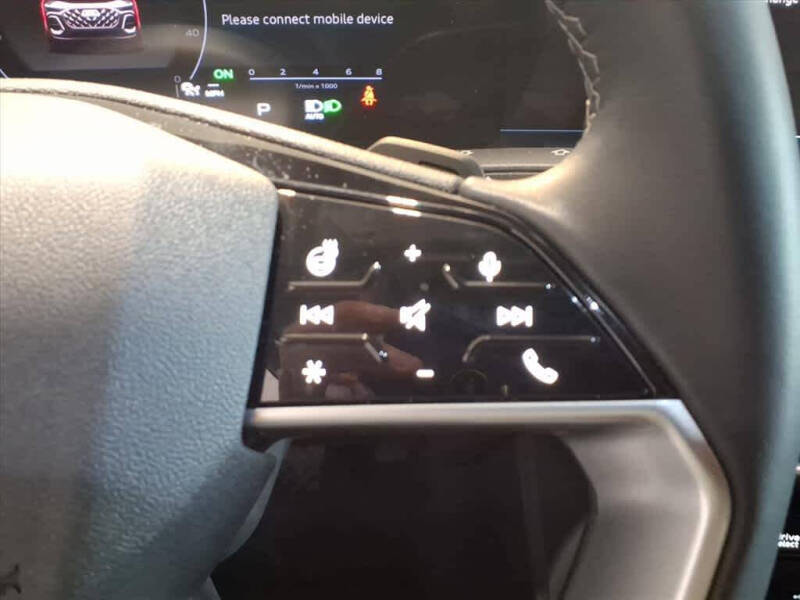 2025 Audi Q5 quattro Premium Plus TFSI