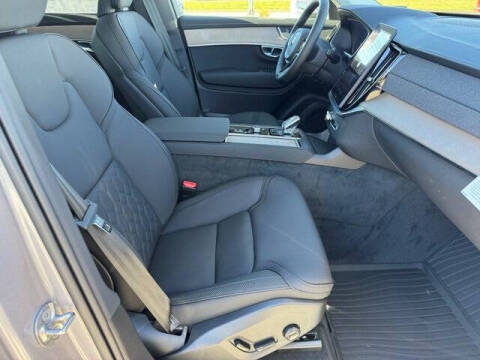 2026 Volvo XC90 T8 Plus 6P