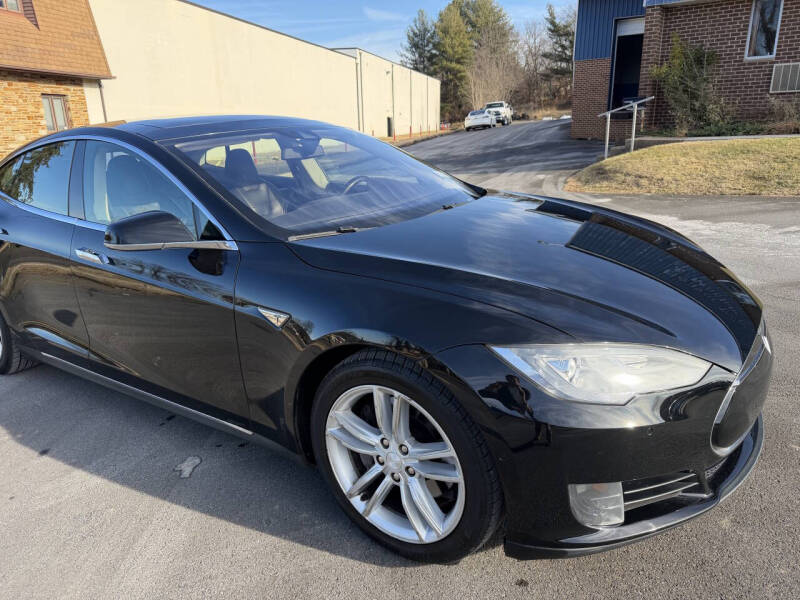 2016 Tesla Model S 70