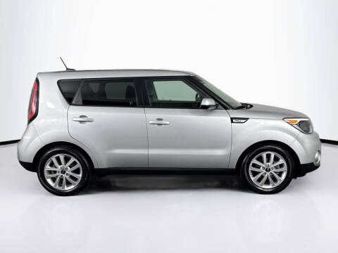 2018 Kia Soul +