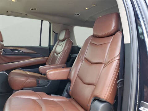 2020 Cadillac Escalade ESV Luxury