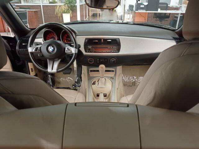 2005 BMW Z4 2.5i