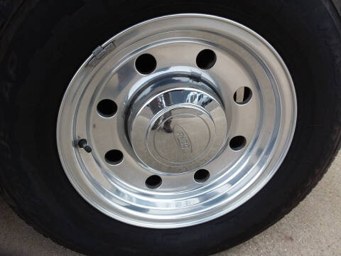 2005 Ford E-Series E-250 SD