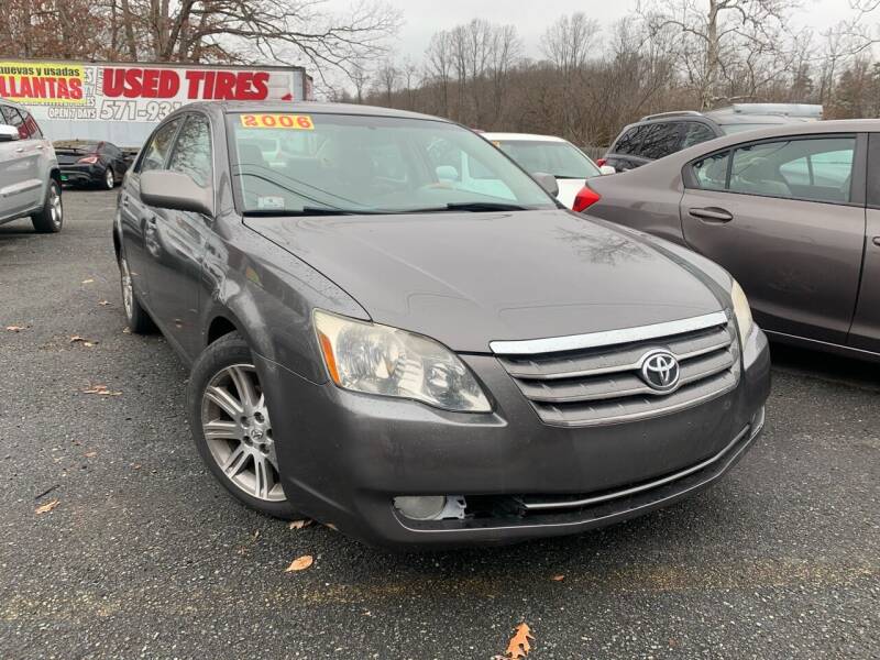 2006 Toyota Avalon for sale at D & M Discount Auto Sales in Stafford VA