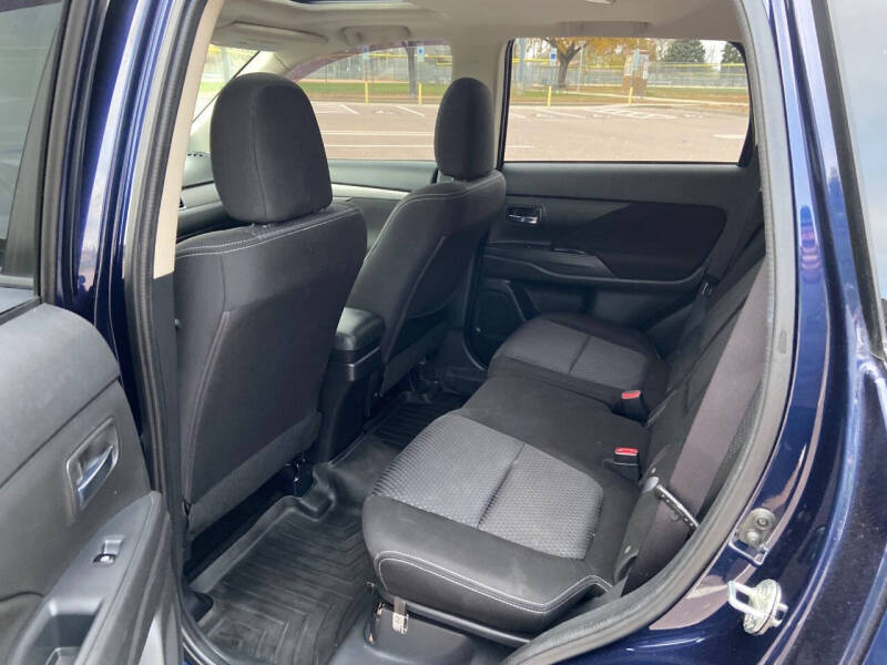 2017 Mitsubishi Outlander SE