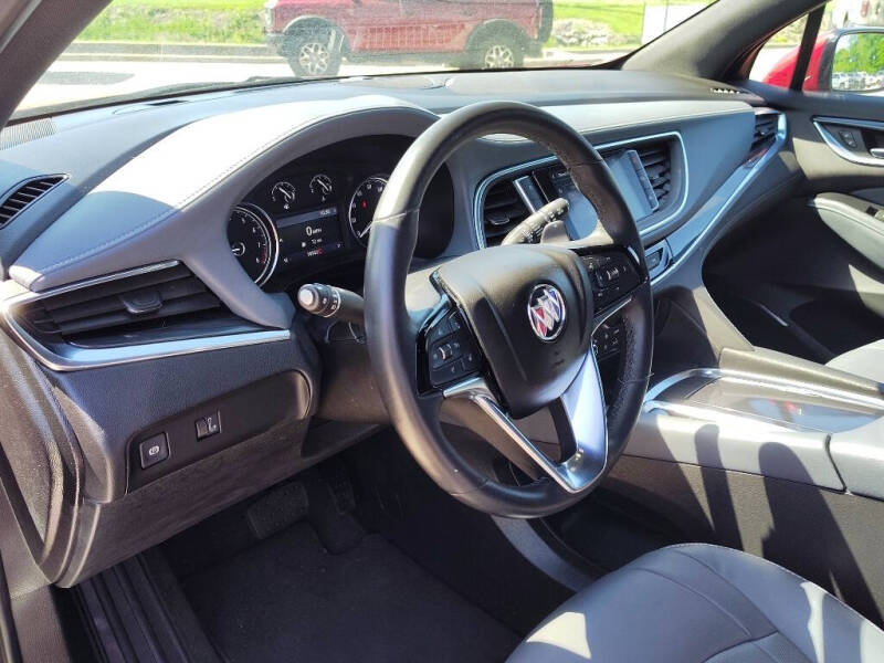 2023 Buick Enclave Essence