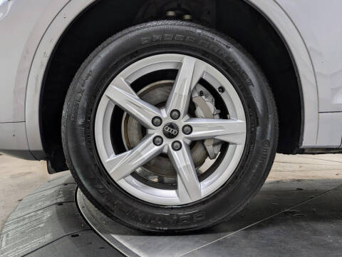 2023 Audi Q5 quattro Premium 40 TFSI