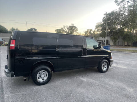 2017 Chevrolet Express 2500