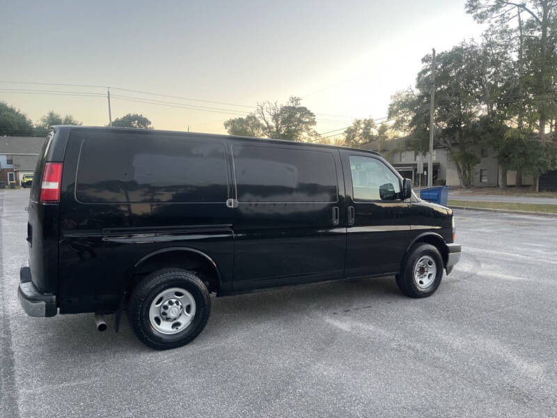 2017 Chevrolet Express 2500
