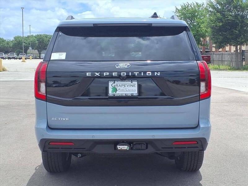 2026 Ford Expedition Active
