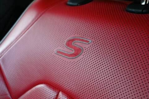 2020 Chrysler Pacifica Hybrid Limited Red S