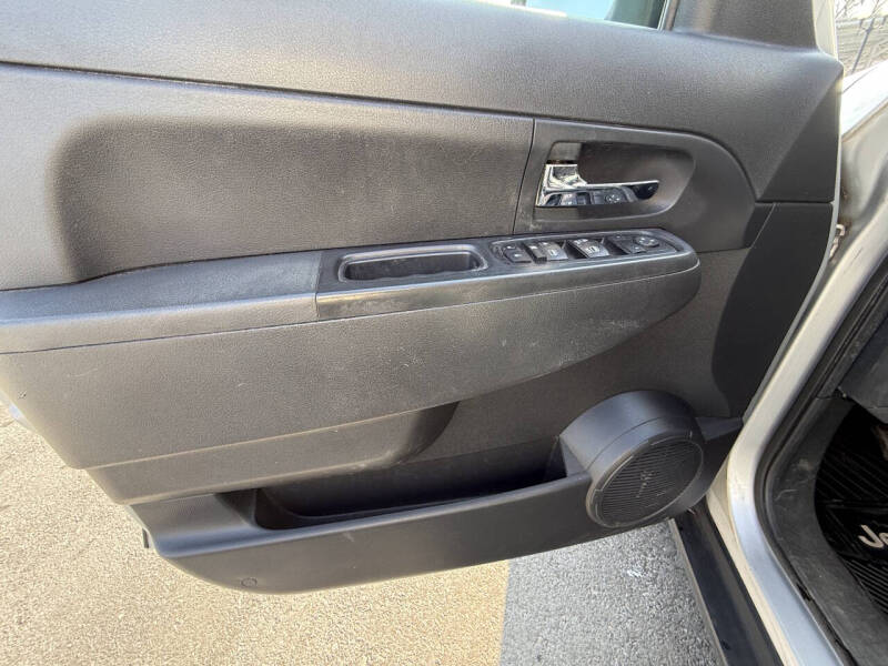 2012 Jeep Liberty Latitude