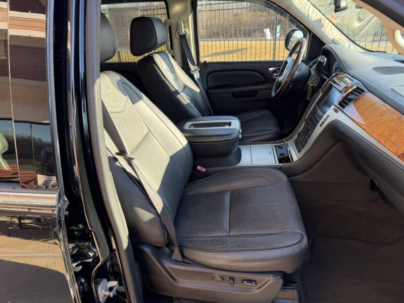 2012 Cadillac Escalade ESV Platinum Edition