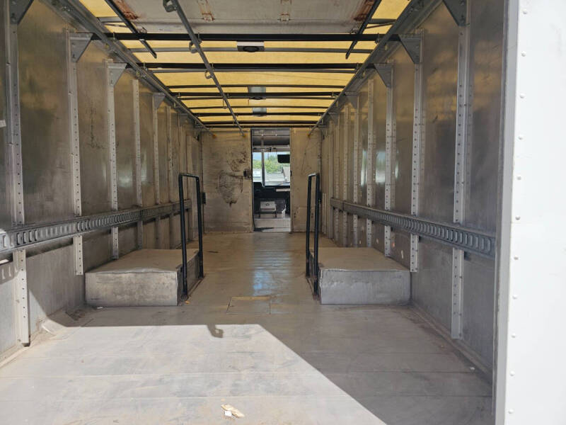 2016 Ford Stripped Chassis