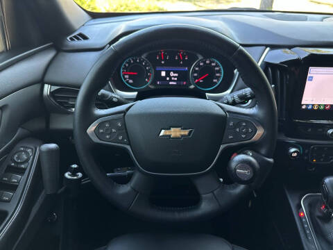 2022 Chevrolet Traverse LT Leather