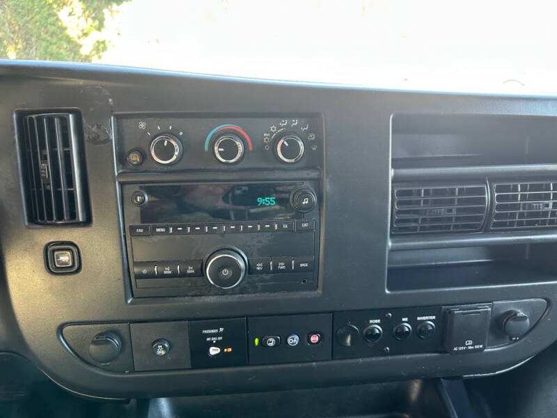 2018 Chevrolet Express 2500