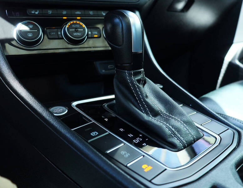 2021 Volkswagen Jetta SEL Premium