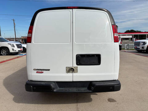 2020 Chevrolet Express 2500