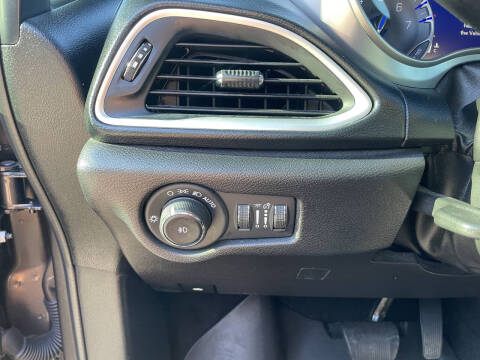 2020 Chrysler Pacifica Touring