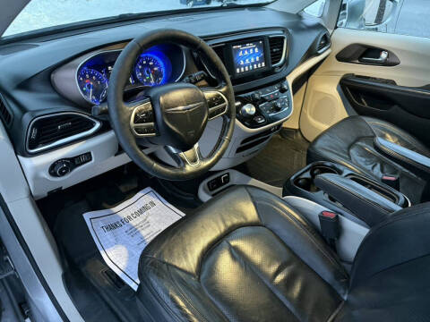 2019 Chrysler Pacifica Touring L