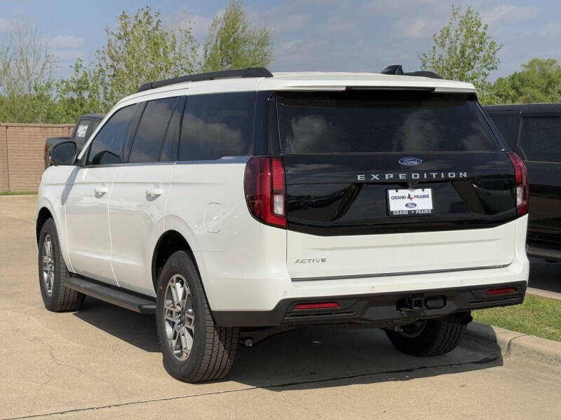 2026 Ford Expedition Active
