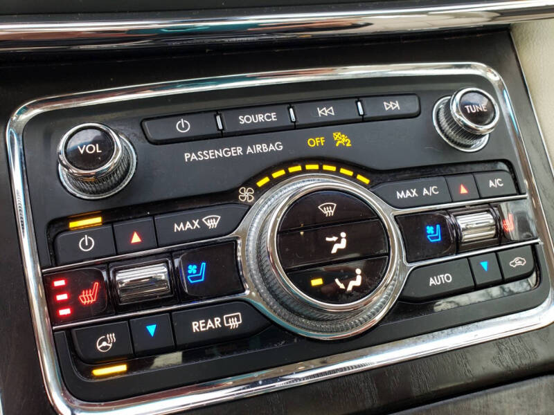 2019 Lincoln Continental Reserve