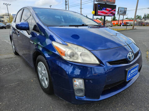 2010 Toyota Prius III