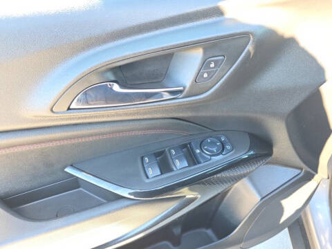 2025 Chevrolet Trax RS