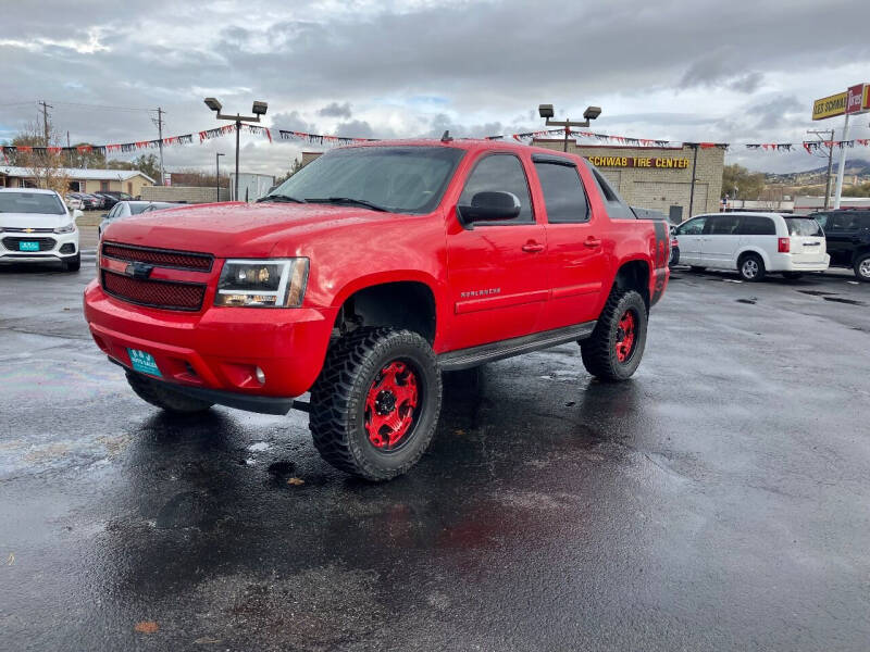 2008 Chevrolet Avalanche for sale at R & J Auto Sales in Pocatello ID