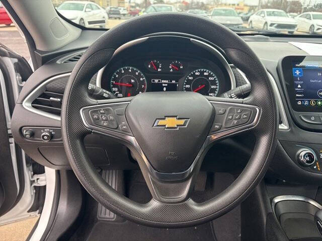 2025 Chevrolet Malibu LT