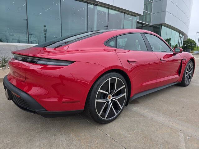 2026 Porsche Taycan