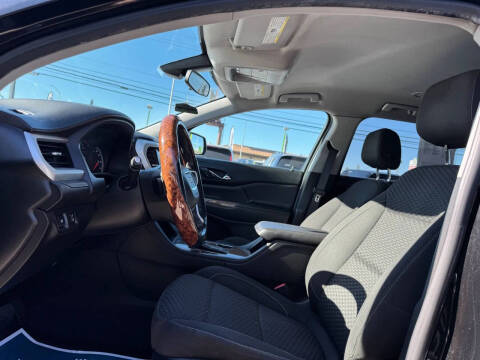 2017 GMC Acadia SLE-1