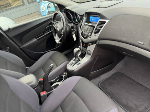 2013 Chevrolet Cruze 1LT Auto