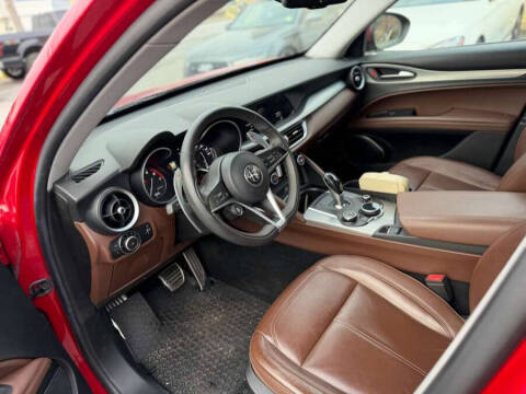 2018 Alfa Romeo Stelvio Sport