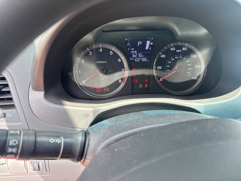 2012 Hyundai Accent GS