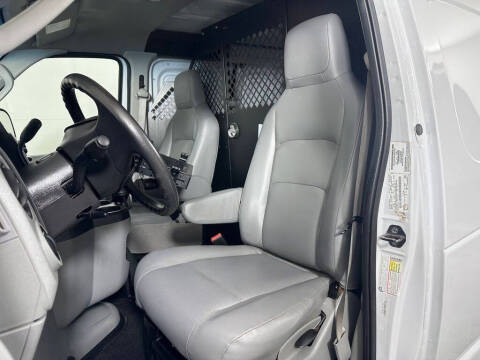 2014 Ford E-Series E-150